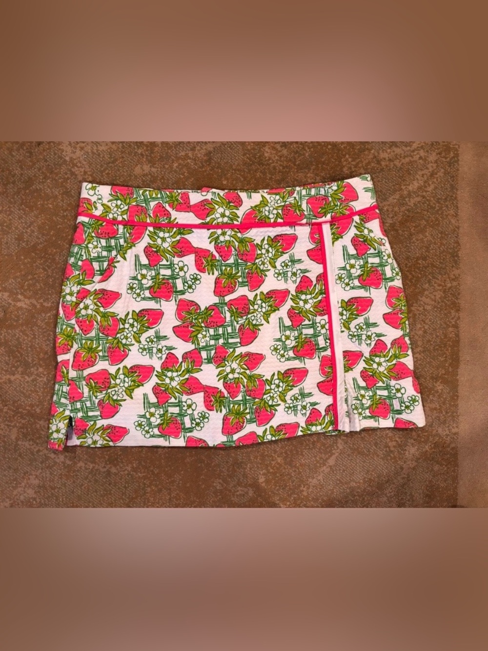 Lilly Pulitzer Strawberry Print Golf Tennis Skort Skirted Shorts Size 8
